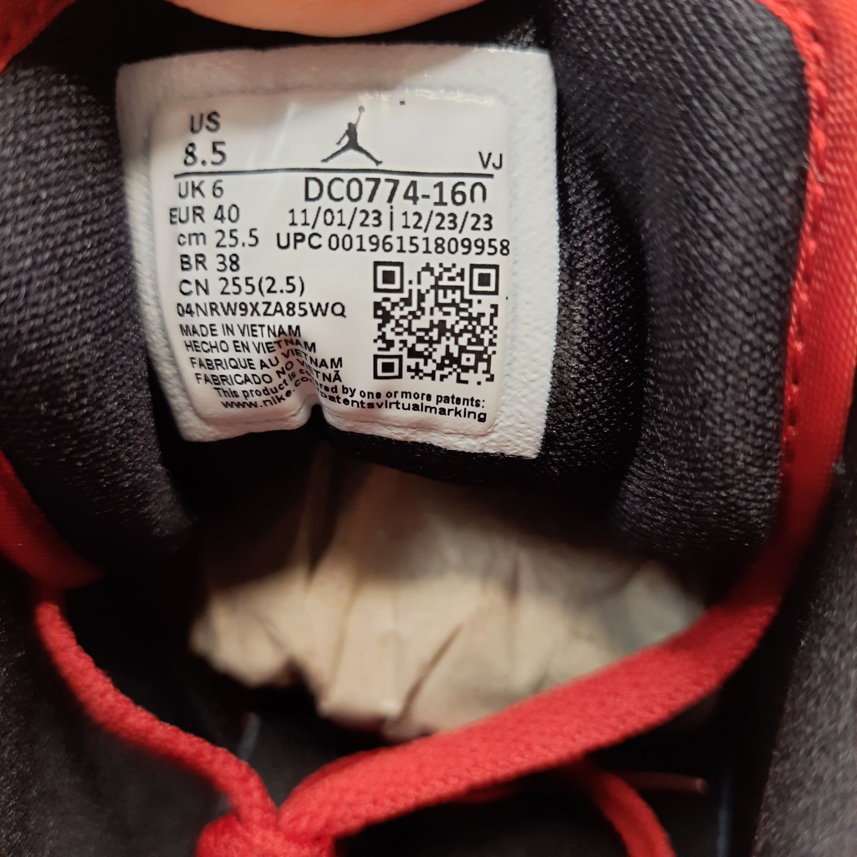 Кросівки Nike Air Jordan 1 Low Red/Black Dc0774-160