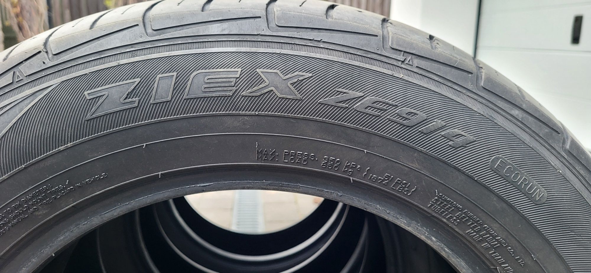 Opony Falken Ziex