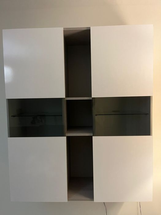 Movel de arrumação com luz