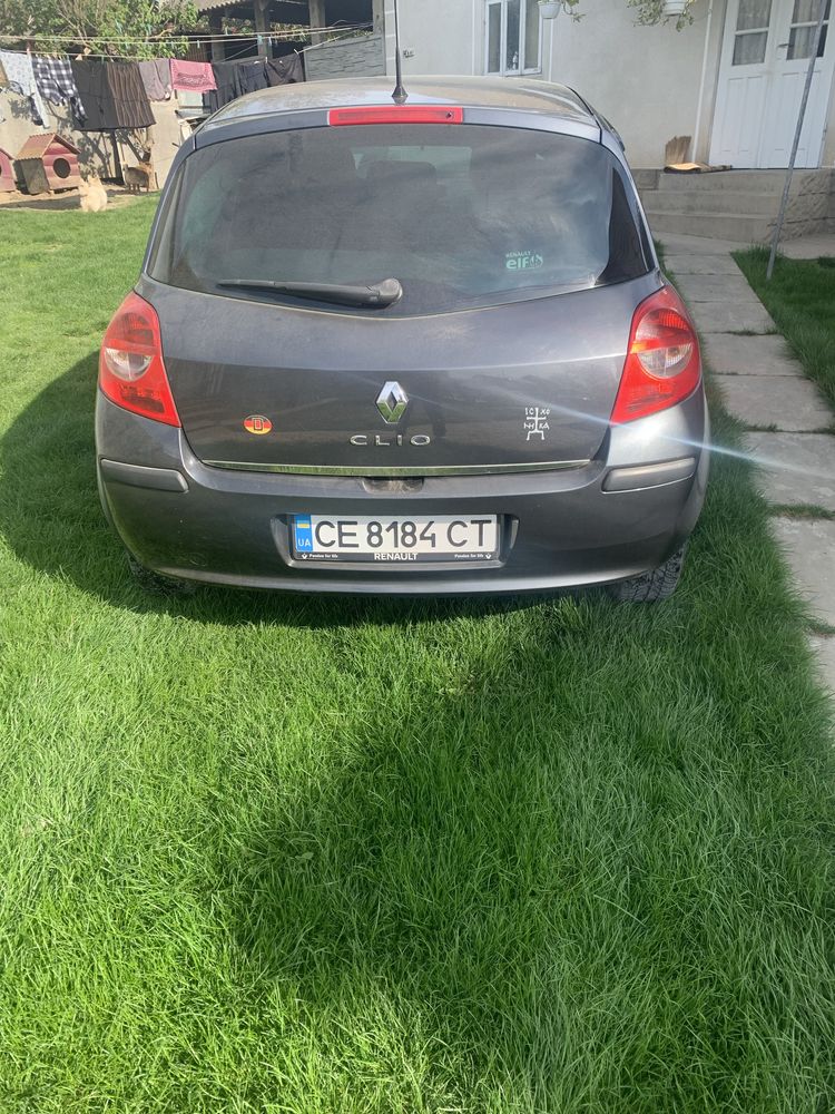 Renault clio 1.2i T