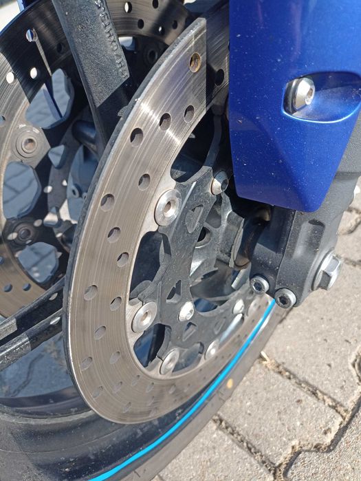 Motocykl Yamaha YZF - R6