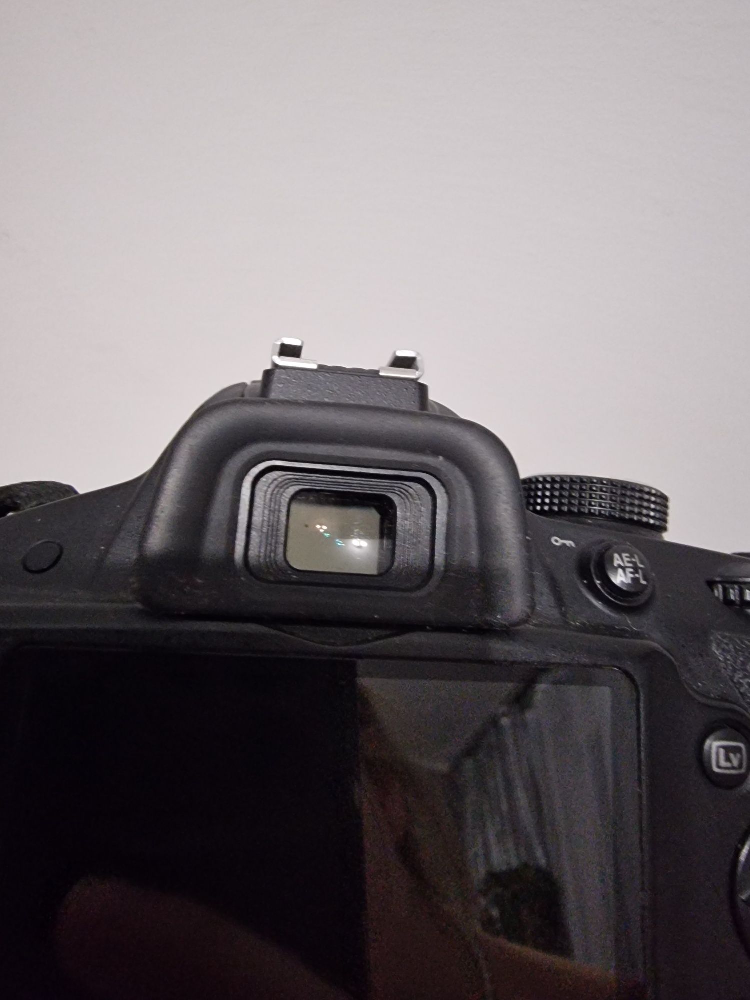 Nikon d3200 plus obiektywy i akcedoria