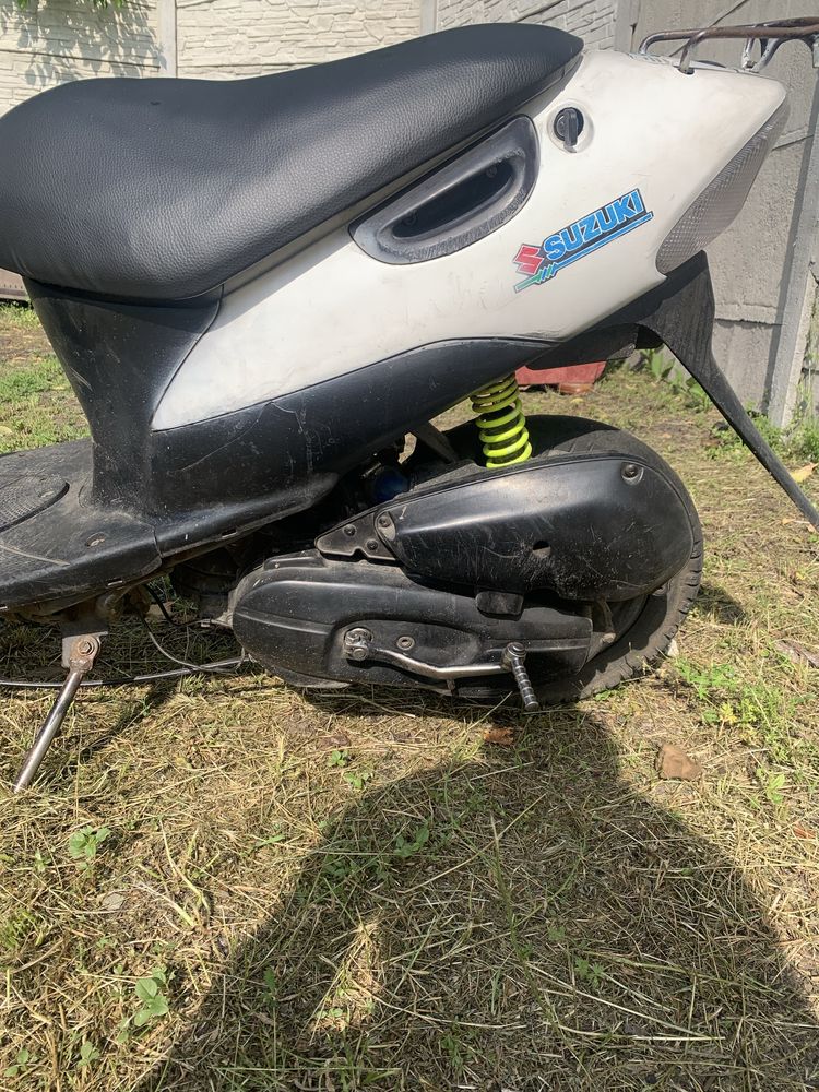 Скутер suzuki lets 2new