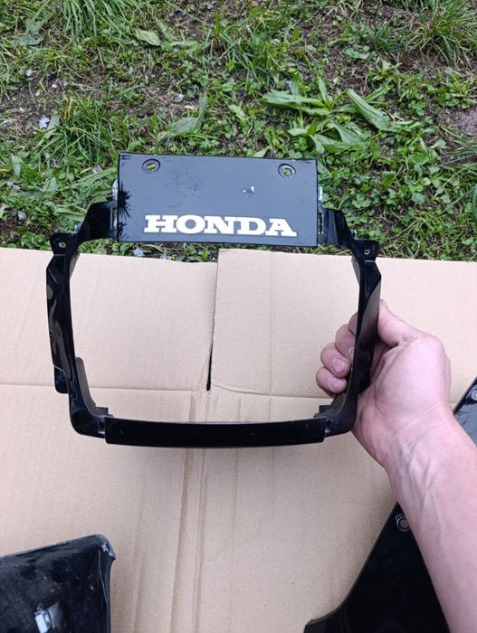 Продам частини пластику honda cb 500 приборна панель