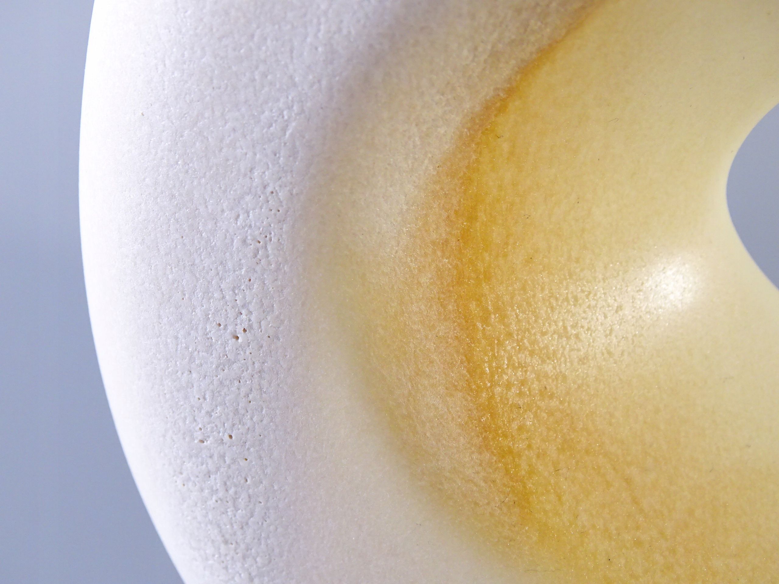 ciekawy designerski ceramiczny wazon