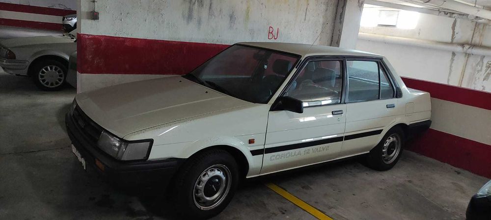 Toyota Corolla 12 válvulas ano 86 (E80)