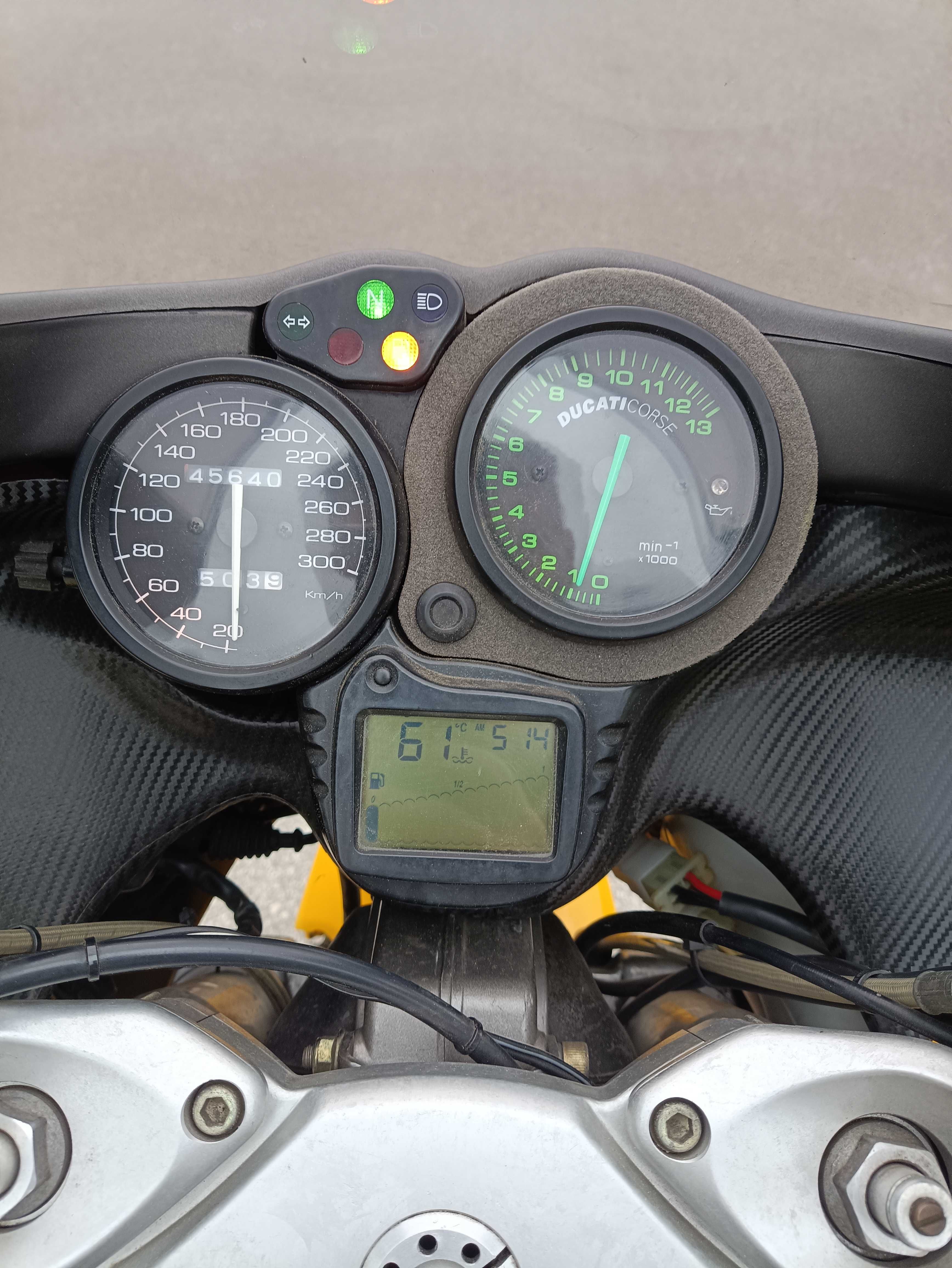 Ducati st4 105KM 916cm³