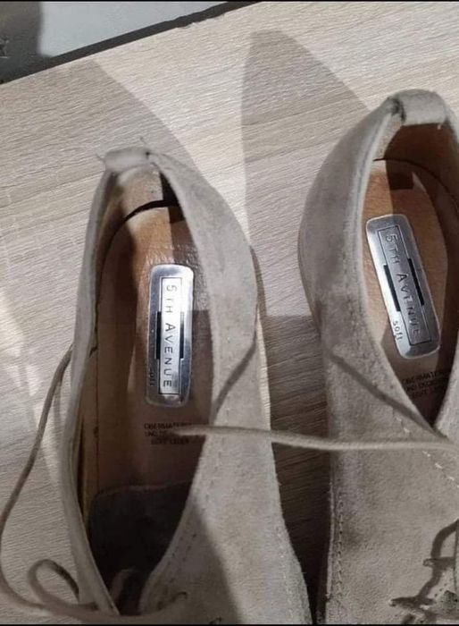 Trzewiki beżowe 5th Avenue r. 38