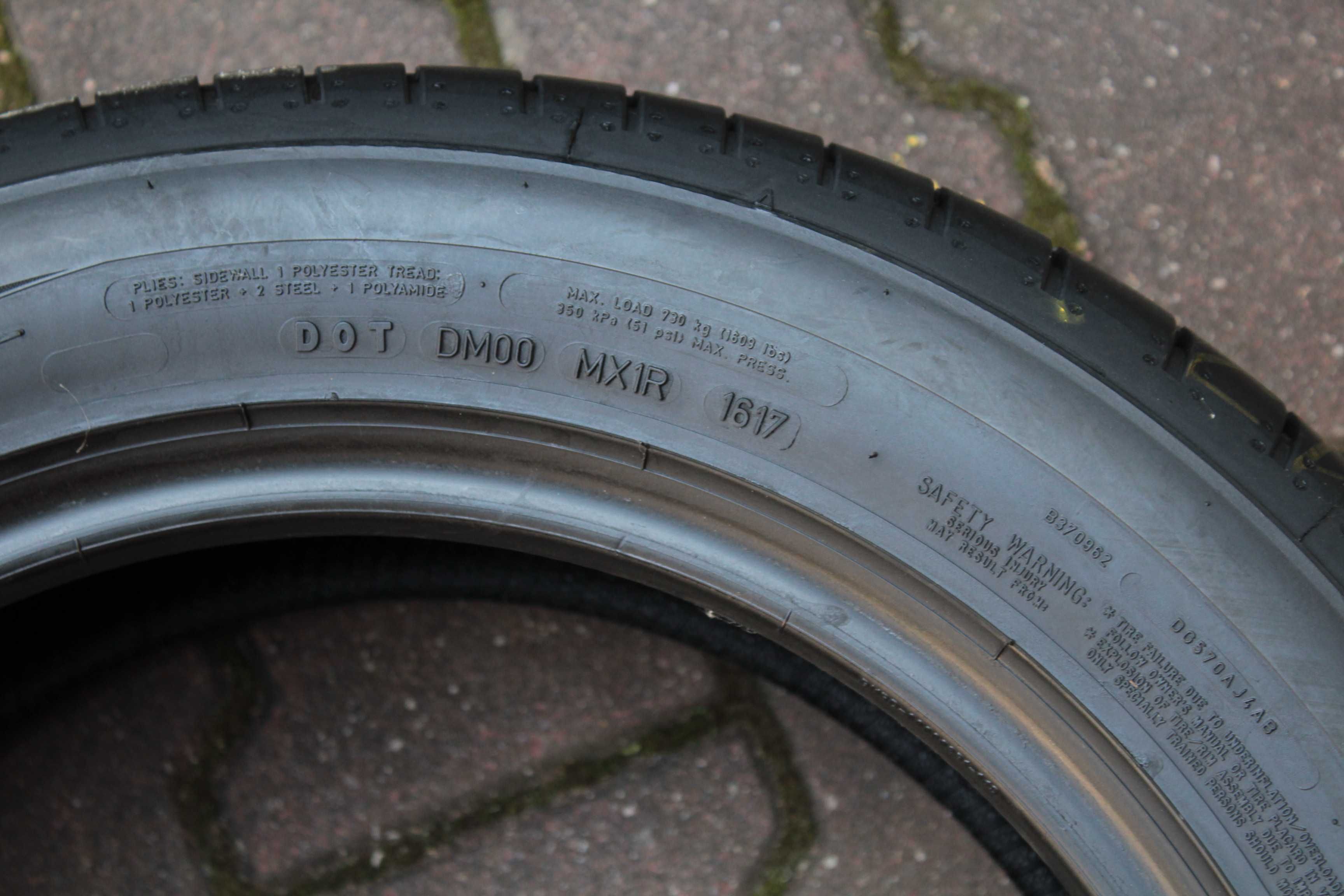 225 55 R17 Dunlop Sport Maxx RT2