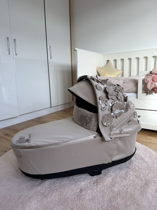 Cybex Priam 4.0 Simply Flowers Beige gondola