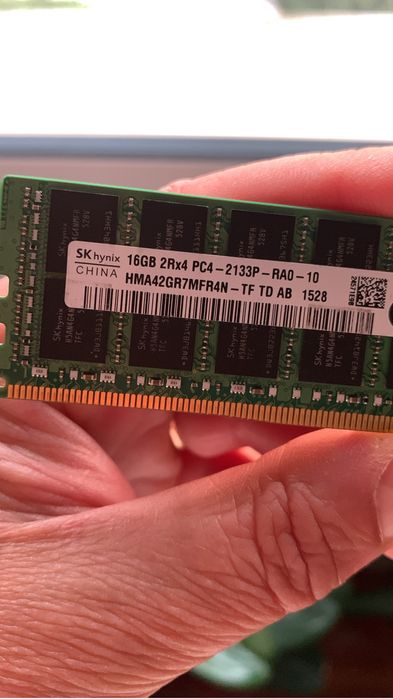 Setup com dois xeon e 64gb de RAM