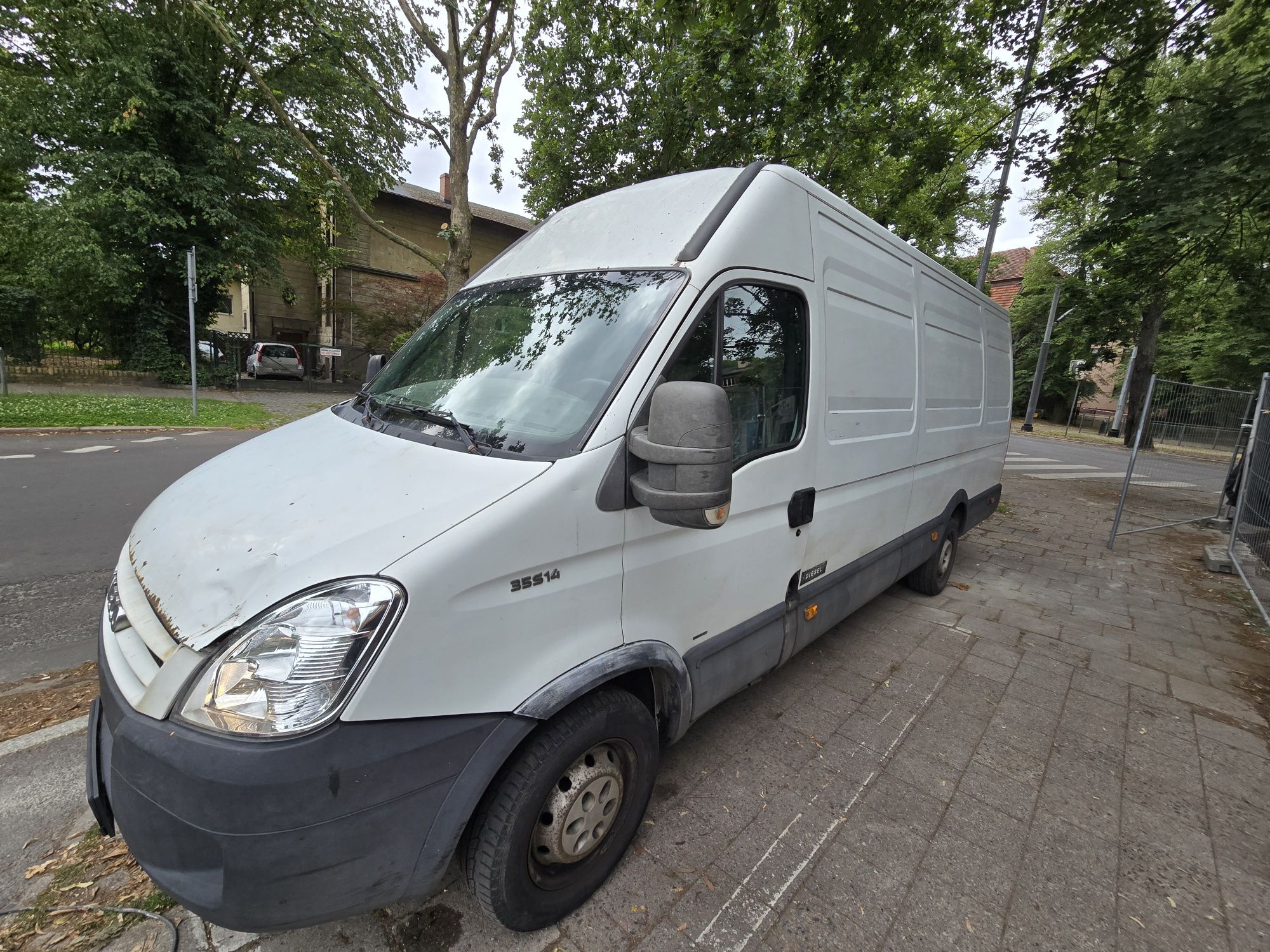 Iveco 35S14 2008