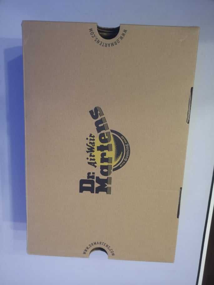 Dr. Martens 1460 NOWE, błyszczące patent lamper rozmiar 38
