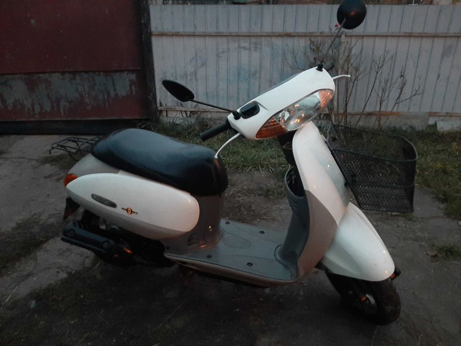 Скутер Honda Tact