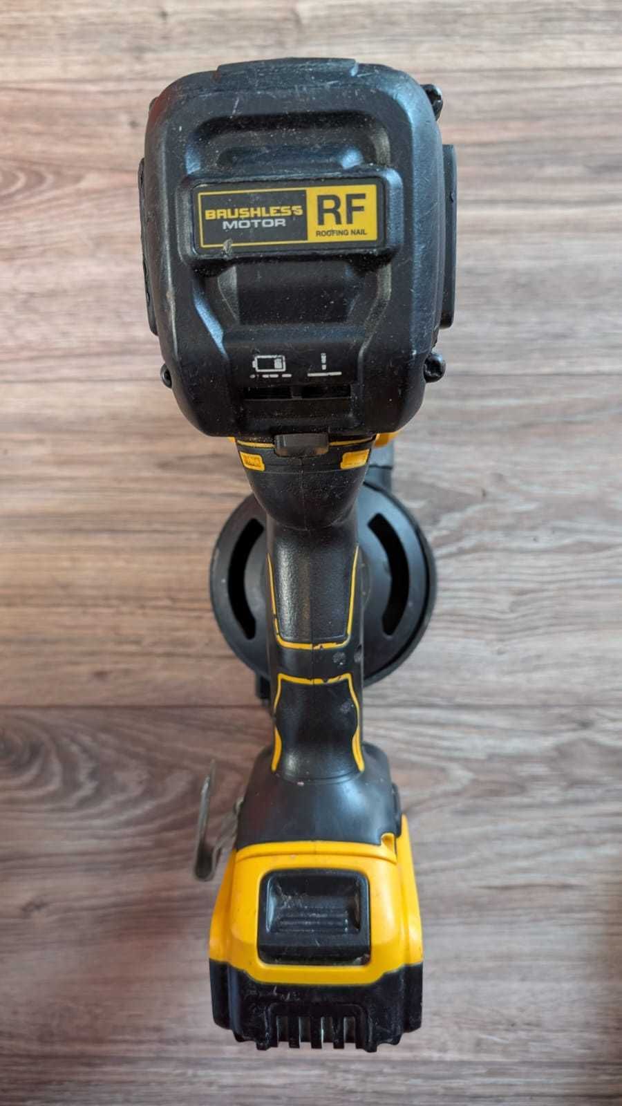 Gwoździarka bębnowa DeWALT, Osadzak Spitfire P370, Hilti BX 3