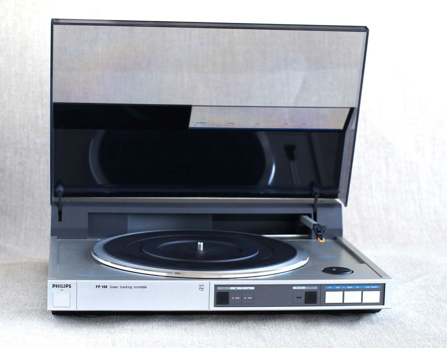 gramofon Philips FP 146 LTT