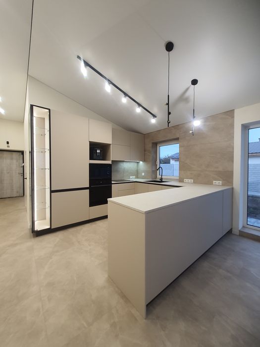 Кухни. Шкафы. Тумбы. Консоли. Каменные столешницы. Дизайн-интерьера.