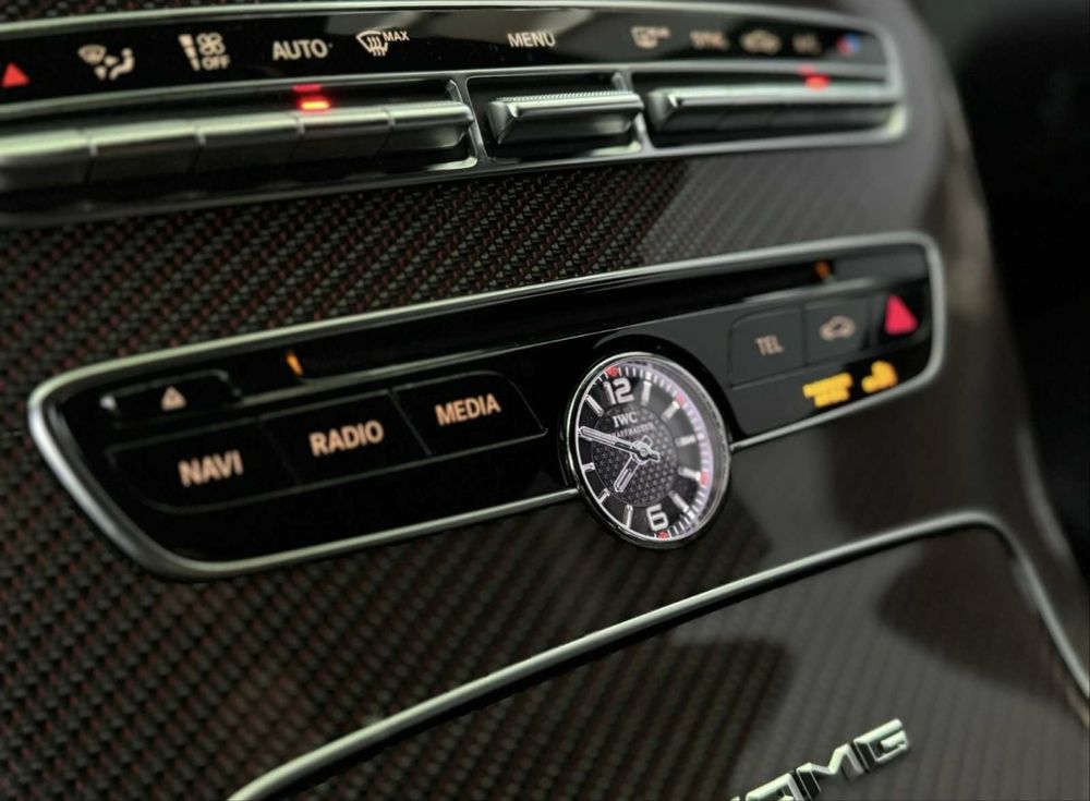 Mercedes C63 AMG S V8 biturbo 510 cv