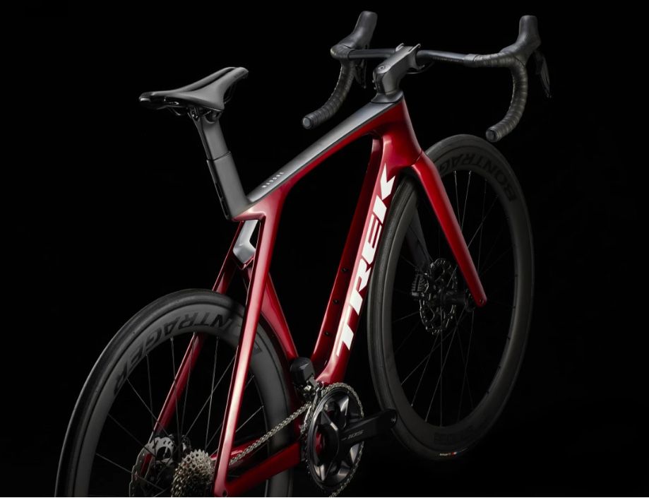 Nowy Trek Madone SL 6 Gen 7 rozm. 56 cm Crimson Red