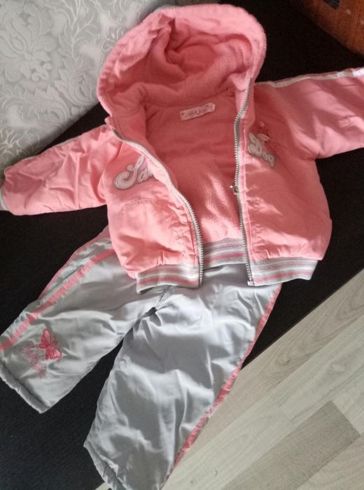 Продам костюм и плащ на девочку