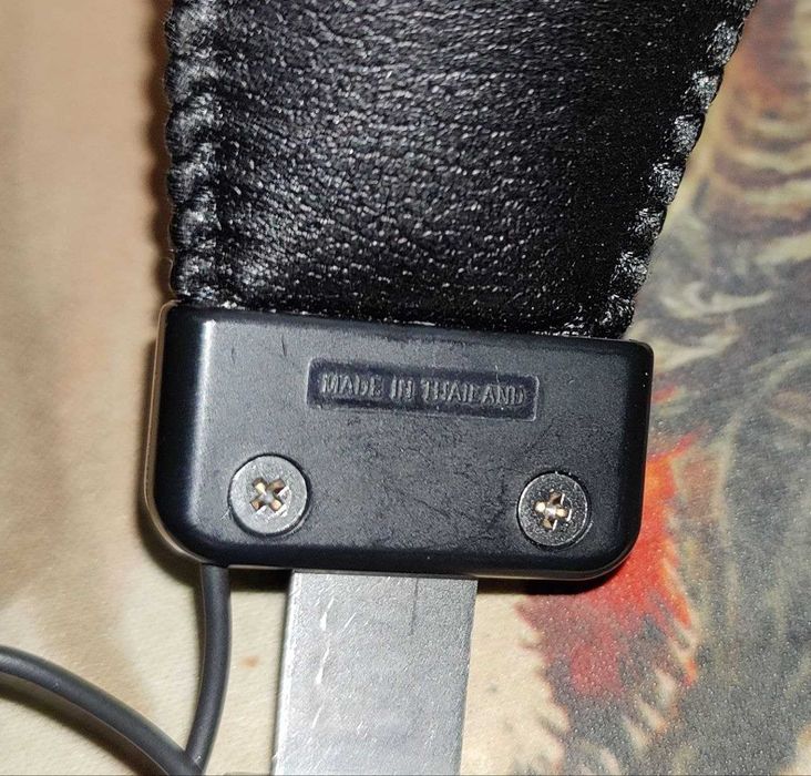 Студийные наушники Sony MDR-V6 (7506)