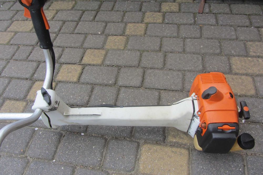 Kosa spalinowa stihl