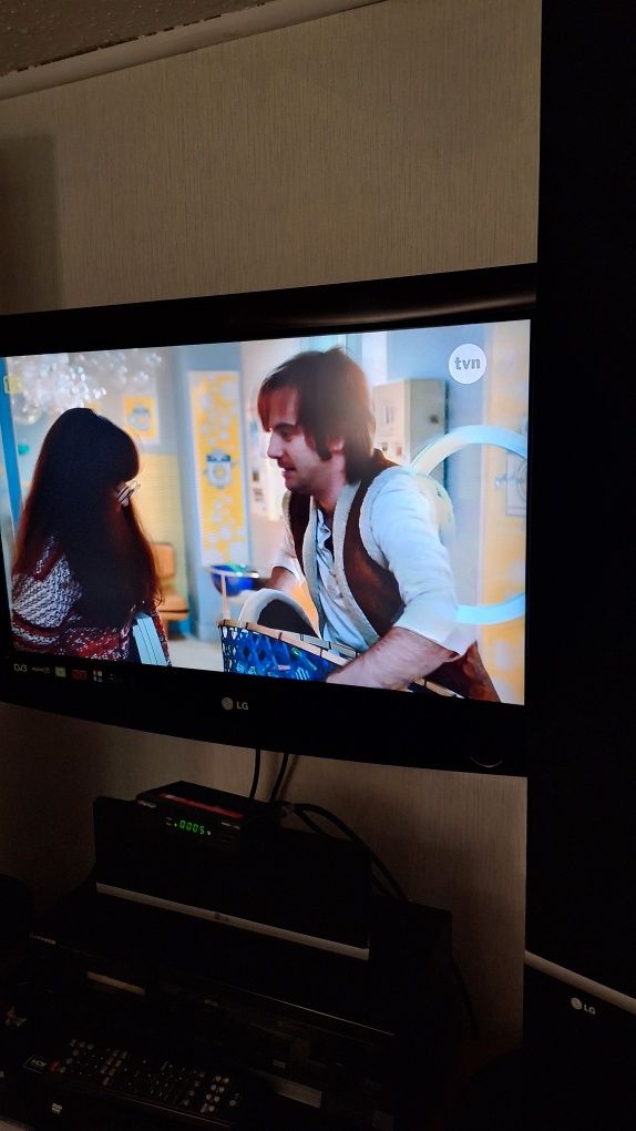 Telewizor LCD LG32 LG3000
