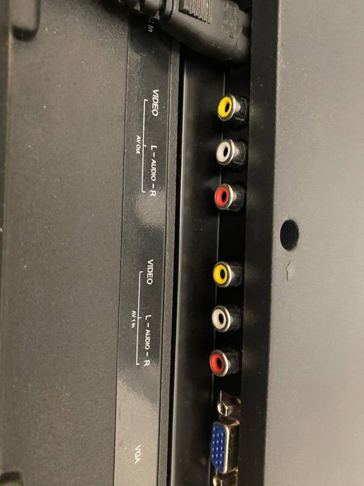 Продам телевізор thomson з кріпленням на стіну