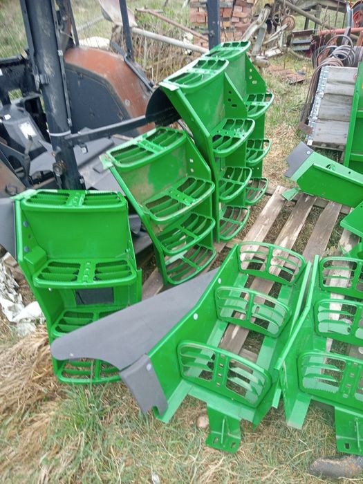 Schodki John Deere kombajn do serii M i R oryginalne nowe PRAWE plasti