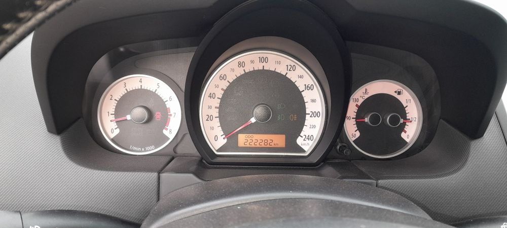 Продам свое авто