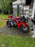 Honda CBR 1000rr sc57 r1 gsxr zx10r s1000rr Penigale