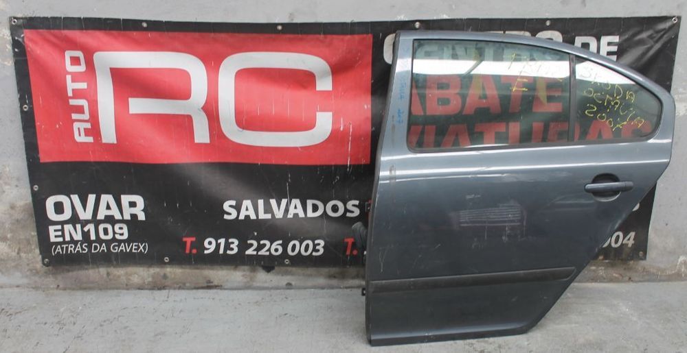 Porta de Trás do Lado Esquerdo Skoda Ocatvia de 2007