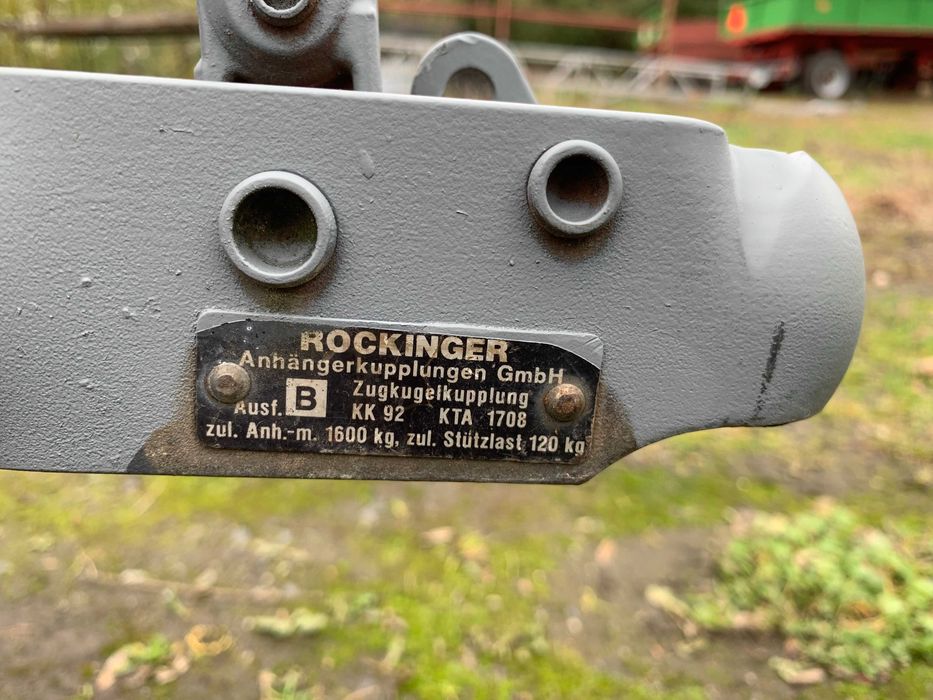 Przyczepka na resorach i amortyzatorach