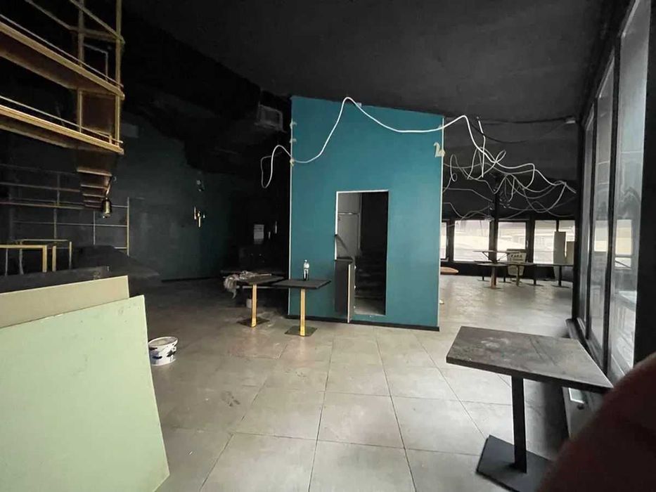 Бар Велика Васильківська 3 Арена сіті пл. українських героїв центр