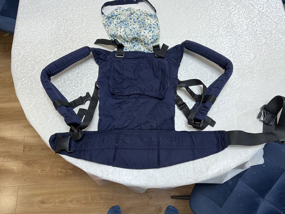 Ергорюкзак для дитини з капюшоном