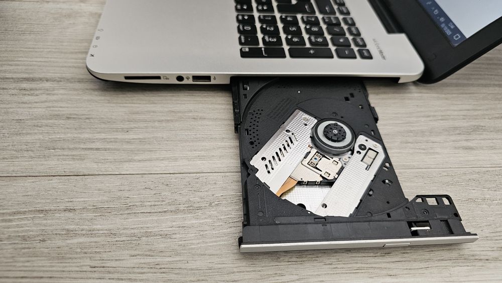 Portátil Asus i7