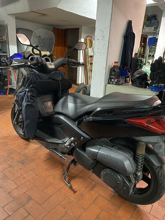 Yamaha X-max 250