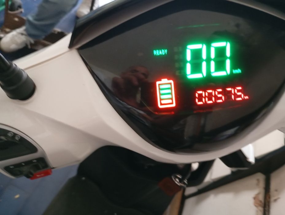 Moto elétrico  não necessita carta