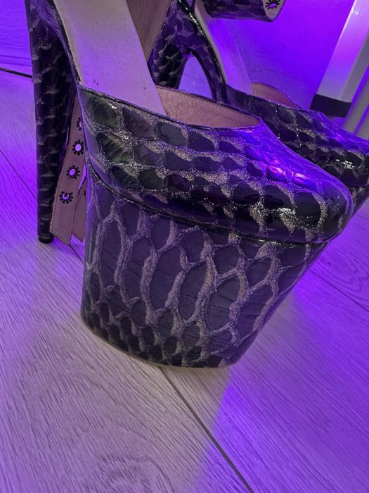 Стріпи зі шкіри пітона (трійки)