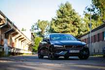 Volvo S60 Volvo S60 2021 2.0 T5 254 KM 4x4