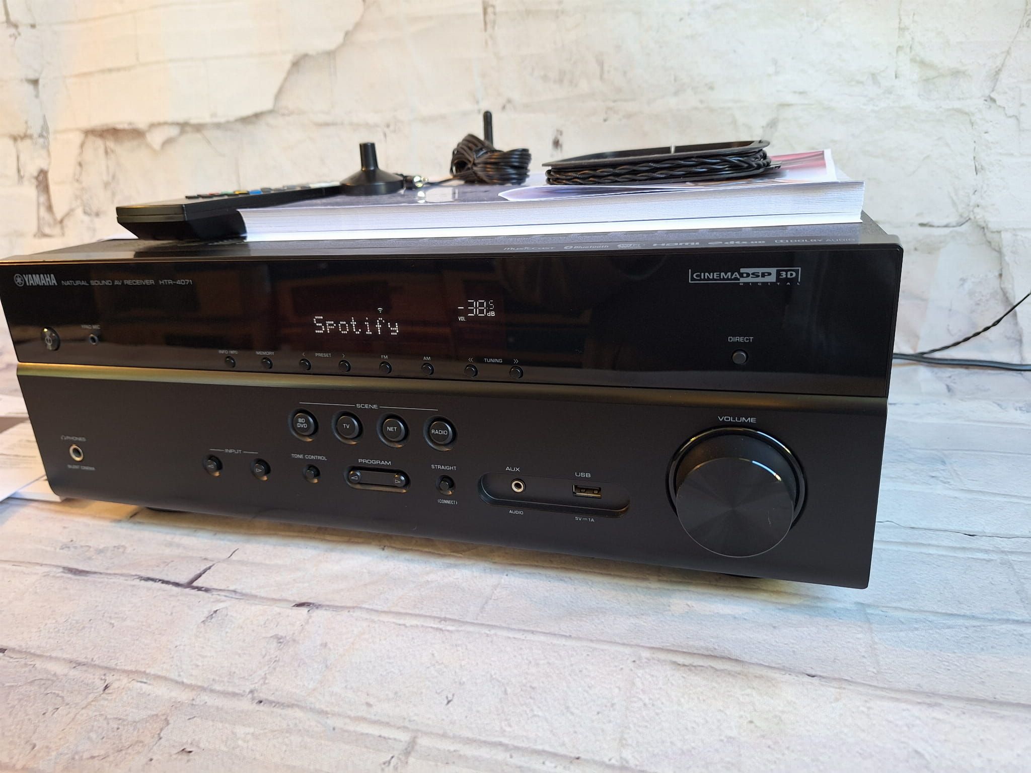 Amplituner z musiccast Yamaha HTR-4071 4k/60p Spotify bluetooth
