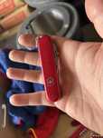 Scyzoryk VICTORINOX szwajcarski podstawowy w bardzo dobrym stanie