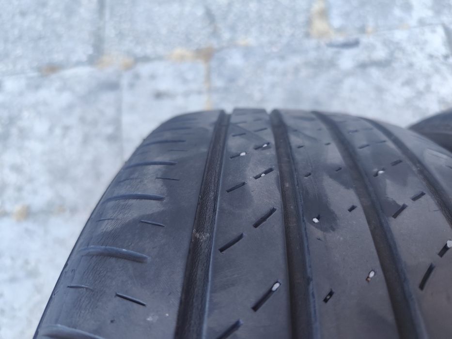 Pneus 215/50/17 par Bridgestone torrenza