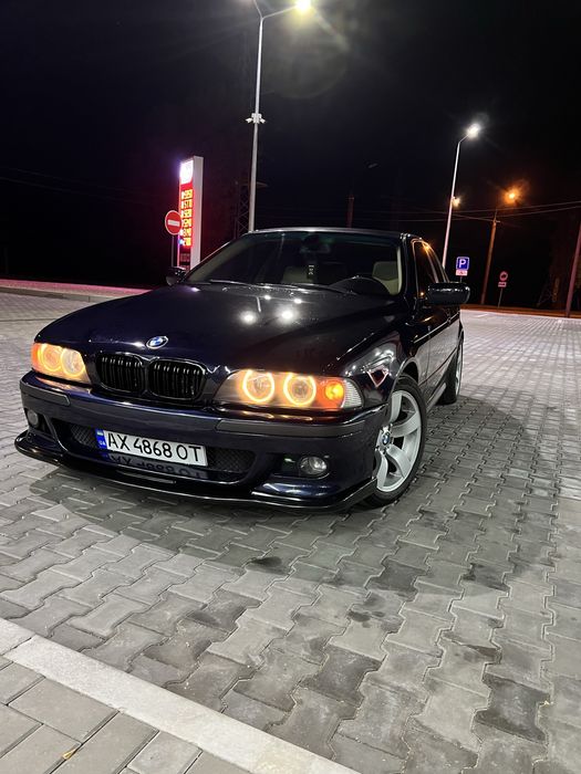 Продам BMW e39 2000 год