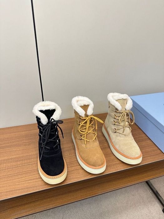 Prada ботинки лофери сапоги сапожки боти лофери з хутром зимние угги