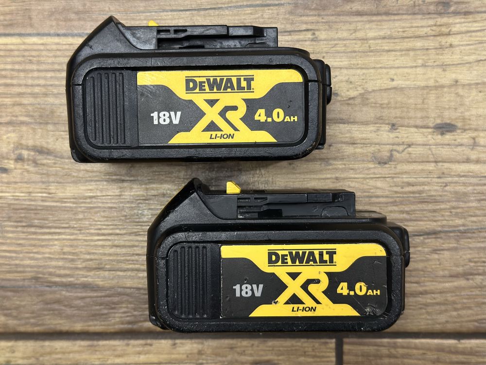 2x bateria, akumulator DeWalt 18V 4AH
