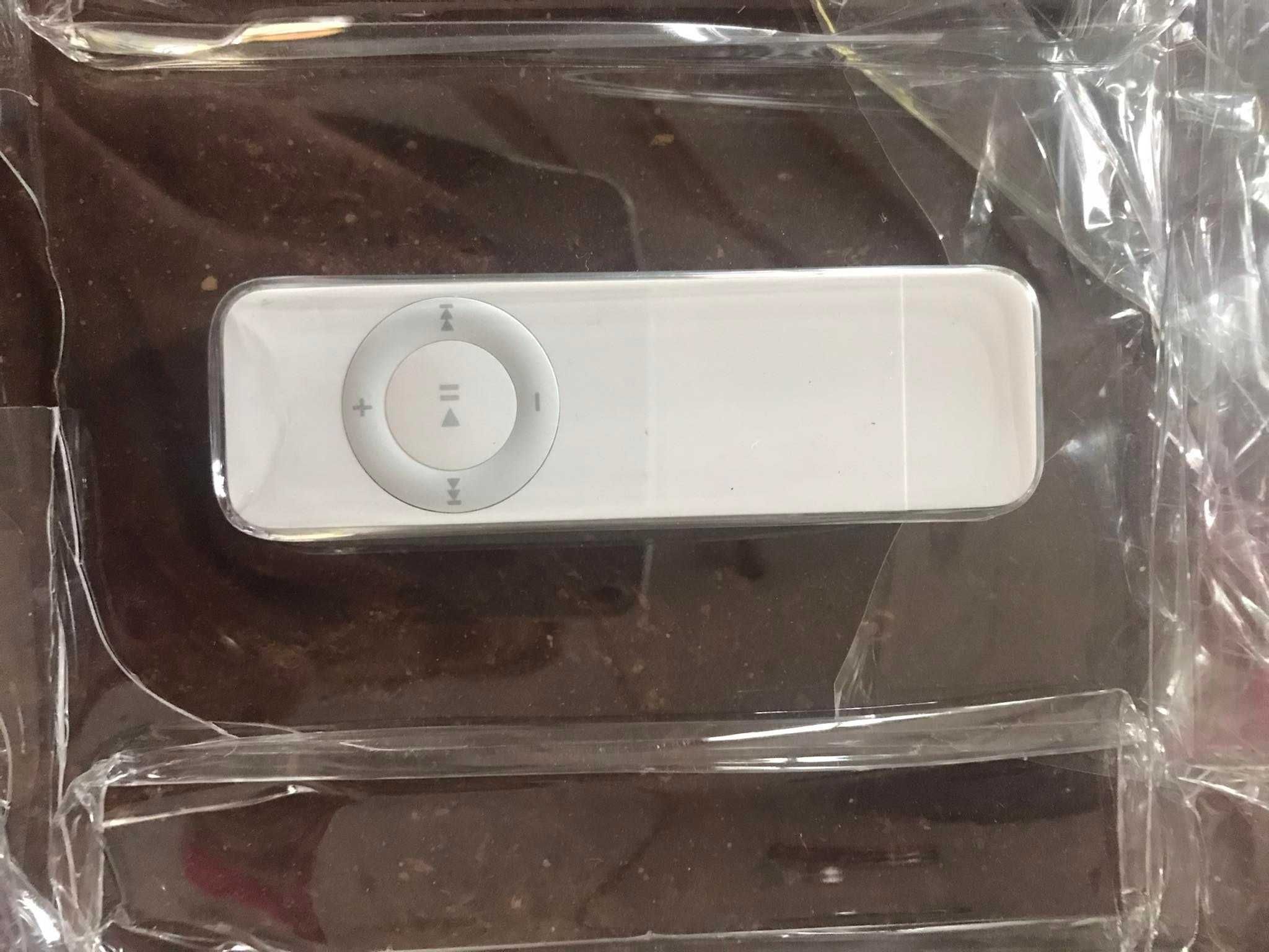 MP3 Apple iPod Shuffle 512 MB M9724B/A   biały