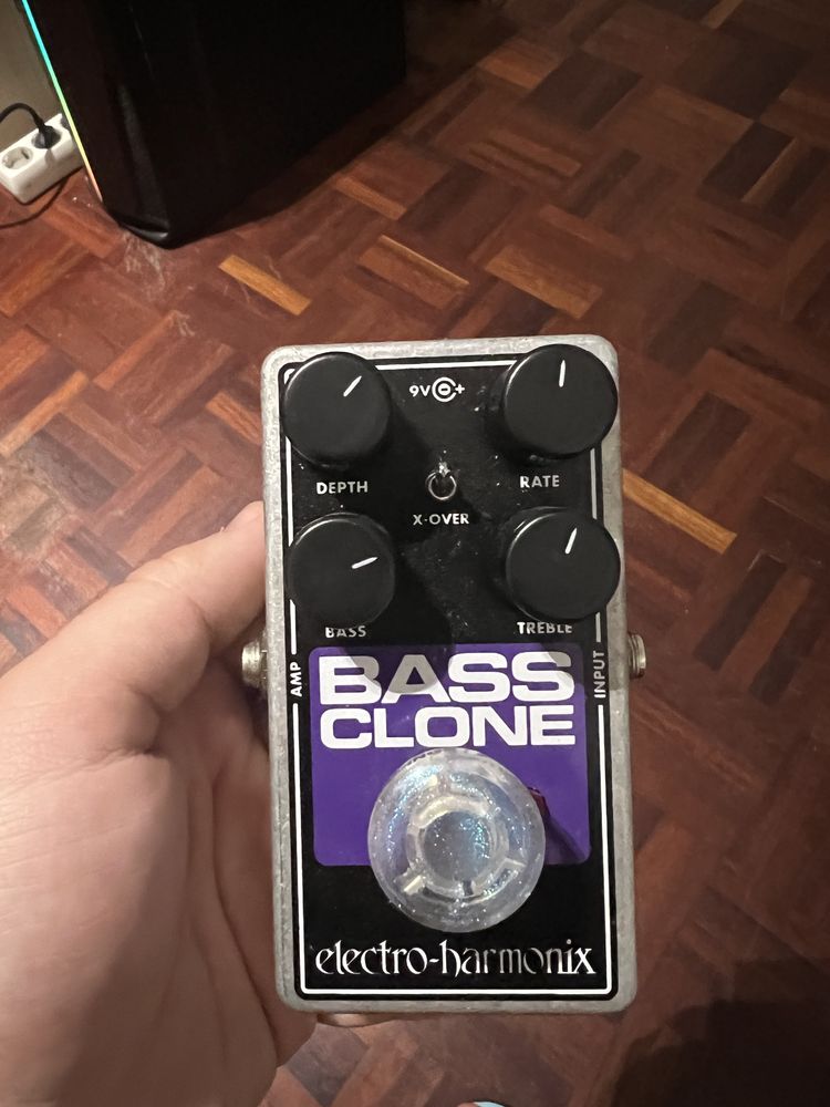 Pedal de CHORUS para Baixo