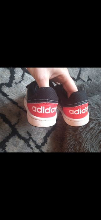 Czarne buty adidas dla chlopca 27