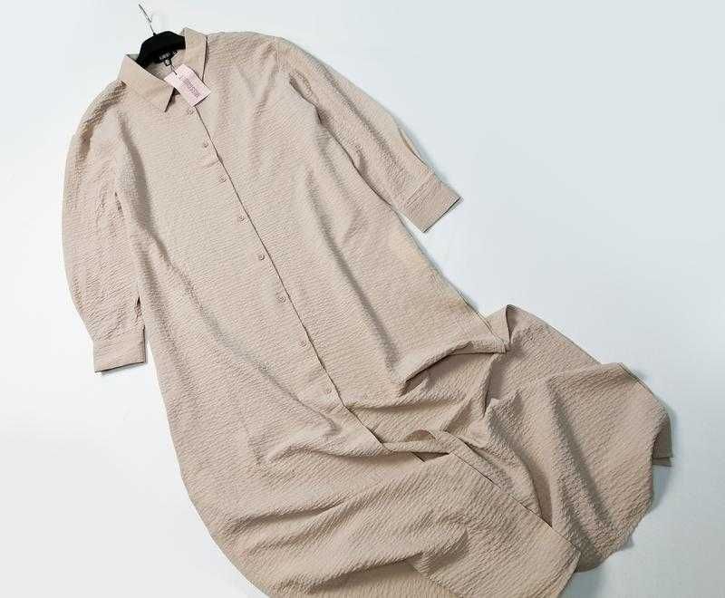 Длинное свободное платье рубашка с разрезами